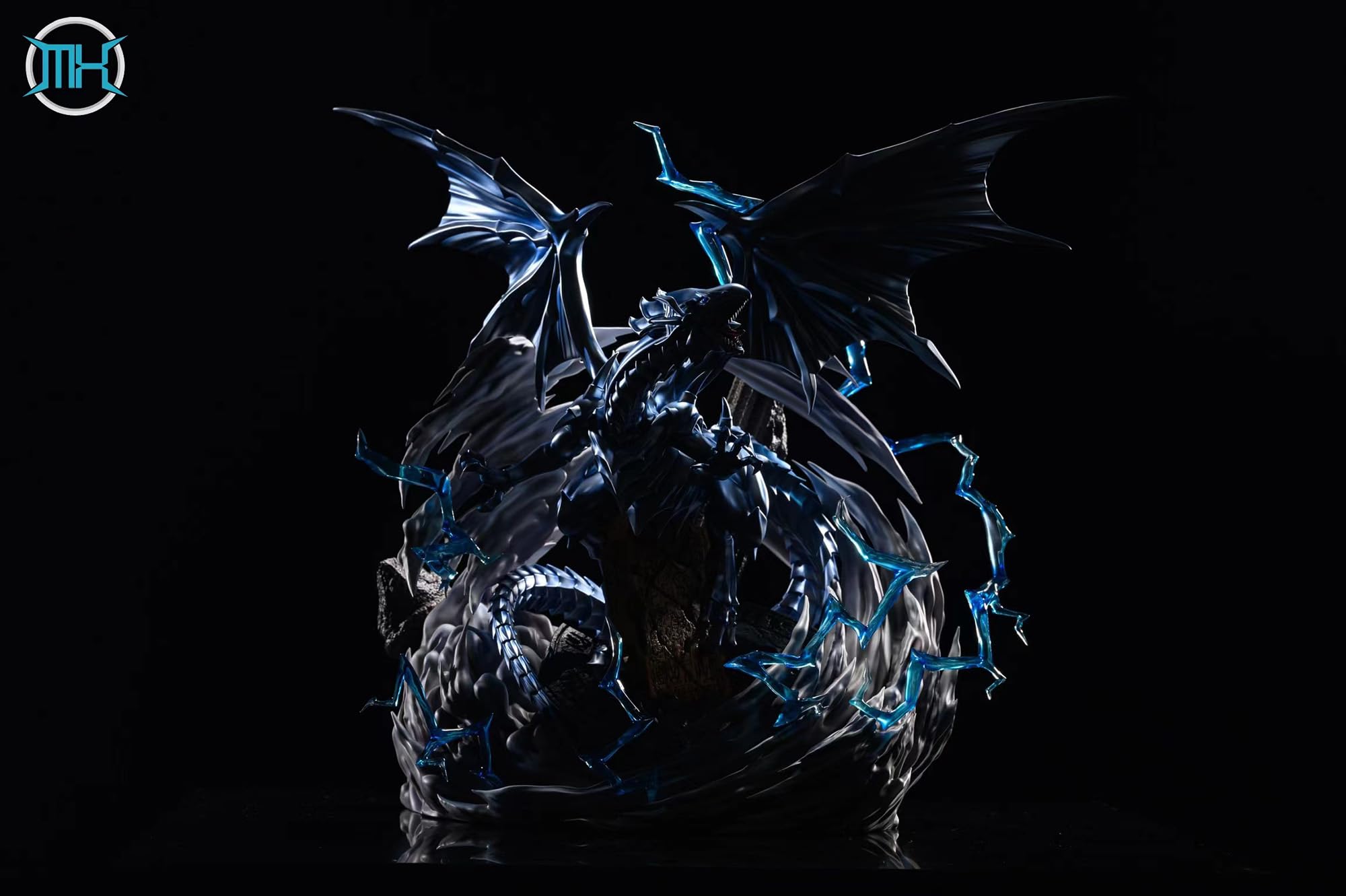 Amazon.co.jp: 青眼の白龍 ブルーアイズ・ホワイト・ドラゴン